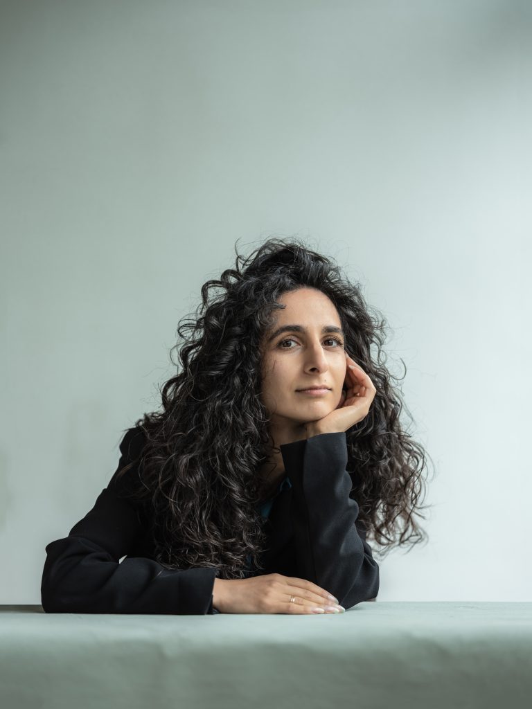 Mina Etemad